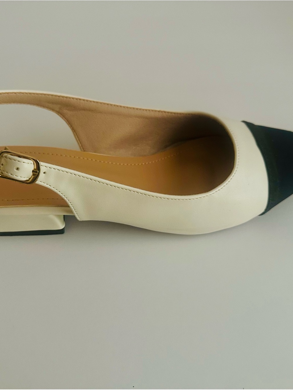 ✨Women’s Ivory Black Pointed Toe Slingback Low Block Heel Pumps EU 37 New Chic! - Picture 7 of 14